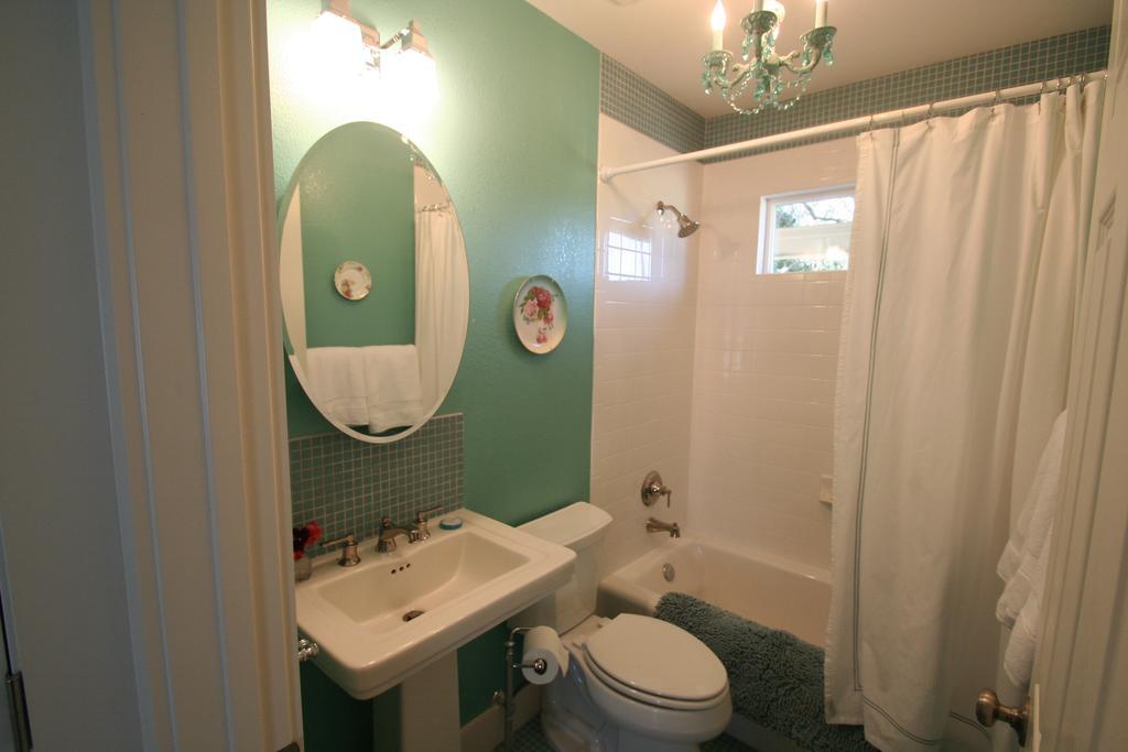 Bear Creek Cottage Manchaca 외부 사진